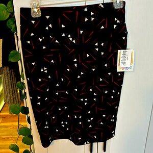 - LuLaRoe small Cassie, pencil skirt, geometric shape new with tags
